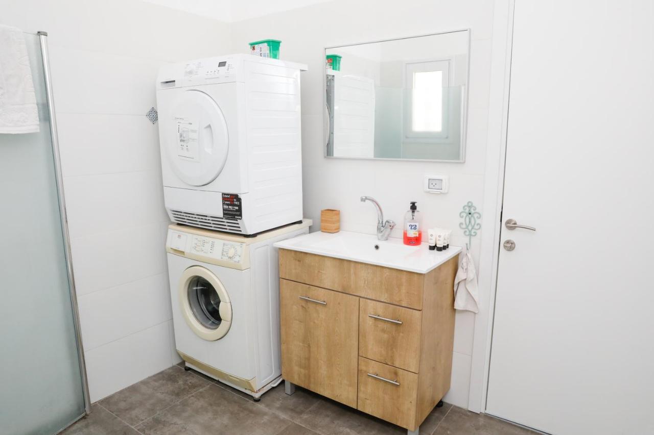 Carmel Apartments Хайфа Екстериор снимка